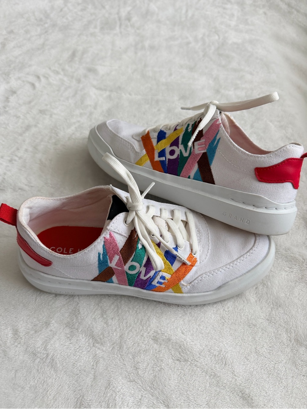 Cole Haan Grand Pro Rally Canvas ‘LOVE' Embroidery Court Sneakers Size 7